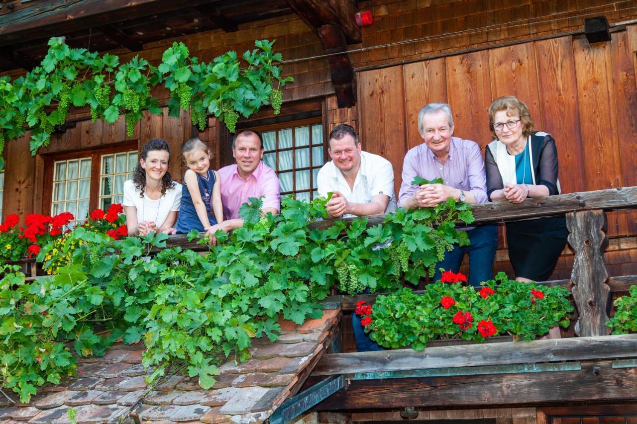 Gasthaus Rebstock Simonswald Exterior foto